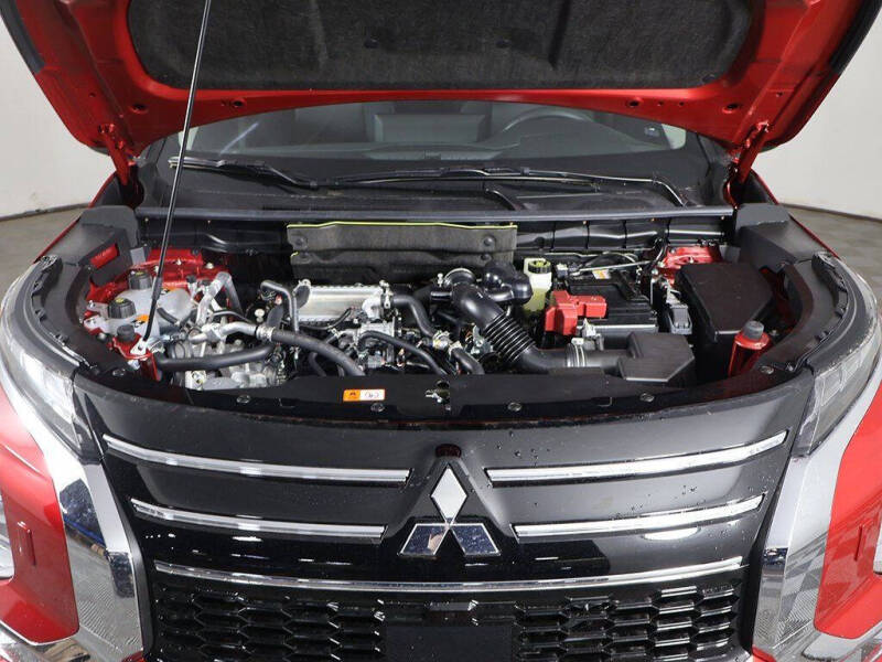 2026 Mitsubishi Outlander ES