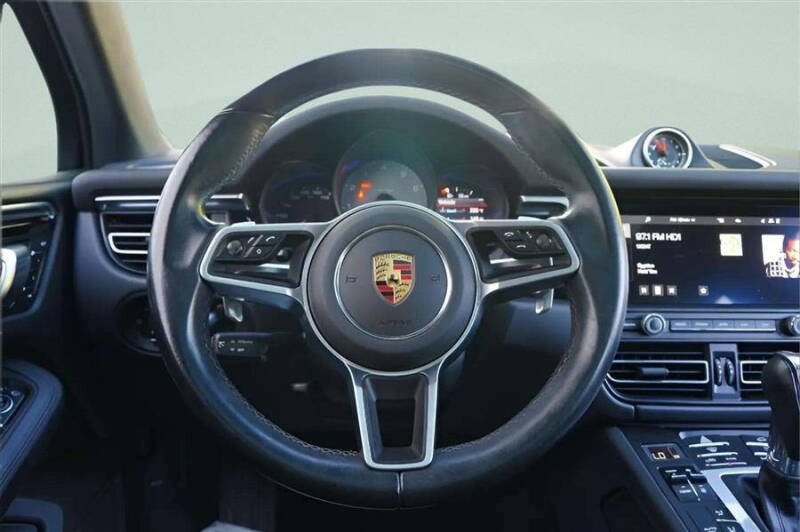 2021 Porsche Macan S