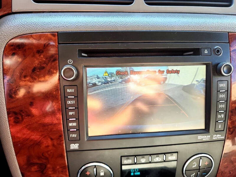 2013 Chevrolet Suburban LTZ