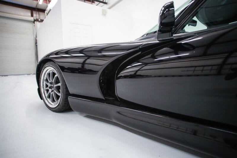 2000 Dodge Viper GTS