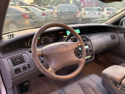 2001 Toyota Avalon XLS