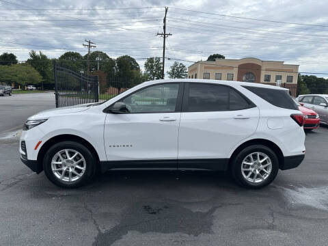 2024 Chevrolet Equinox LS