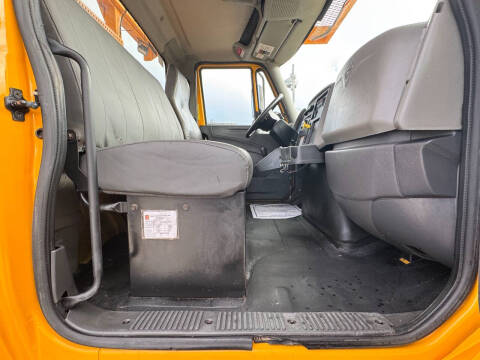 2017 International DuraStar 4300