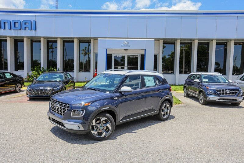 2022 Hyundai Venue SEL