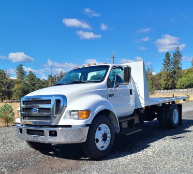 2005 Ford F650 Flatbed Dump  for sale at CPMTRUCKSALES.COM in Central Point OR