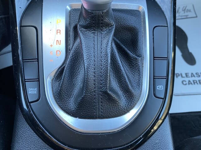 2022 Kia Forte GT Line