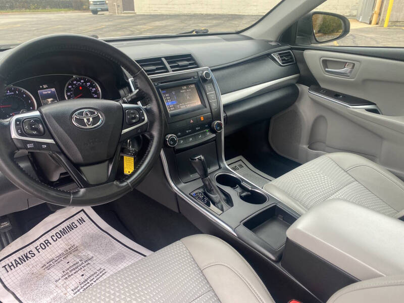 2015 Toyota Camry SE