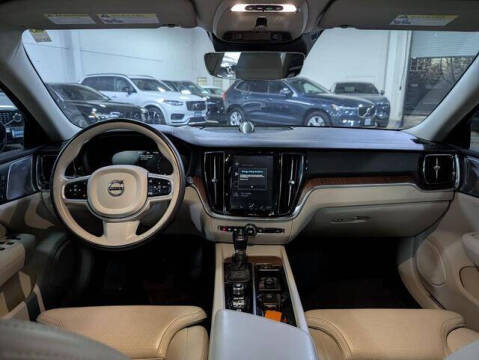 2019 Volvo V60 T6 Inscription