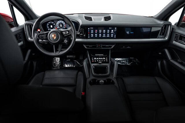 2025 Porsche Cayenne