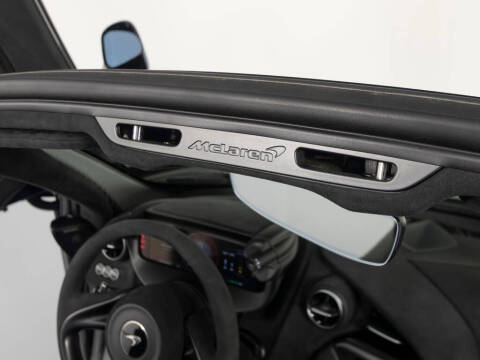 2025 McLaren 750S Spider