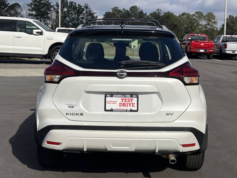 2024 Nissan Kicks SV