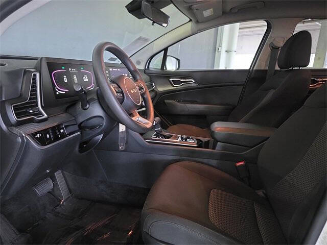 2024 Kia Sportage LX