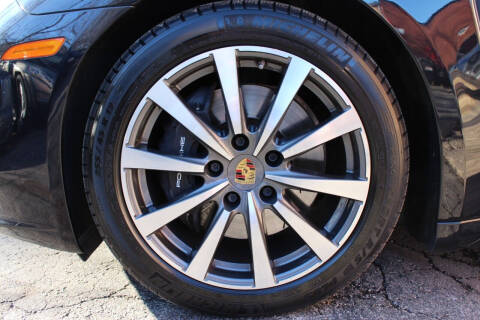 2015 Porsche Panamera 4