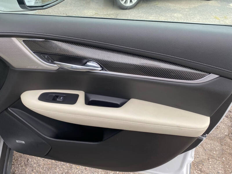 2021 Cadillac XT6 Sport