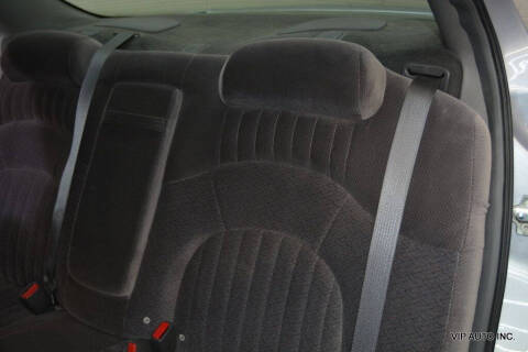 2005 Pontiac Bonneville SE