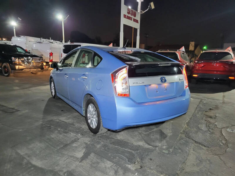 2014 Toyota Prius Plug-in Hybrid
