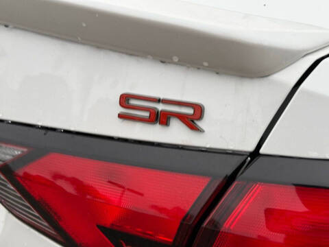 2025 Nissan Versa SR