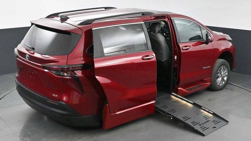 2025 Toyota Sienna