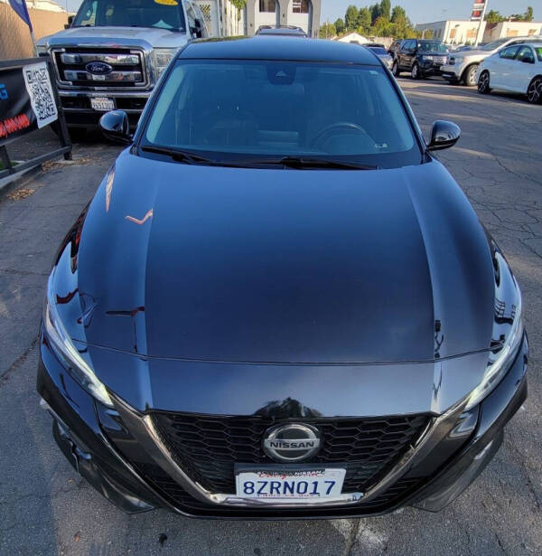 2022 Nissan Altima 2.5 SR