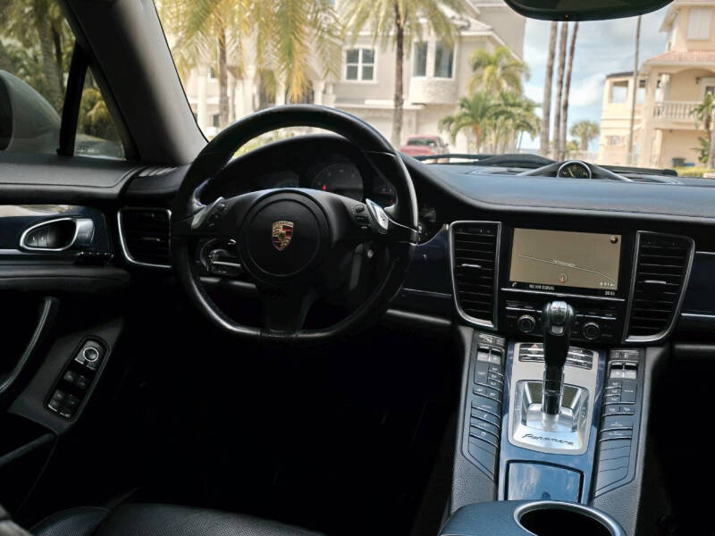 2015 Porsche Panamera S E-Hybrid