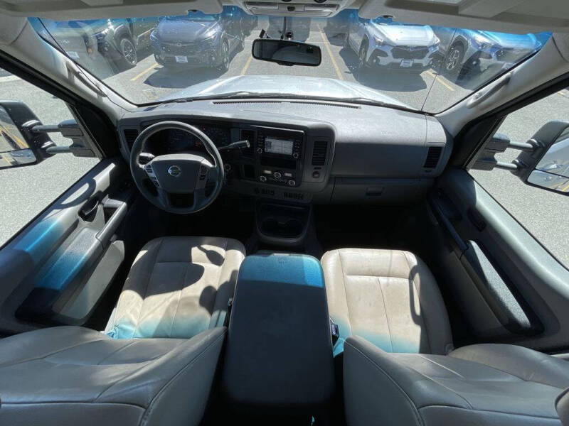 2020 Nissan NV 3500 HD SL