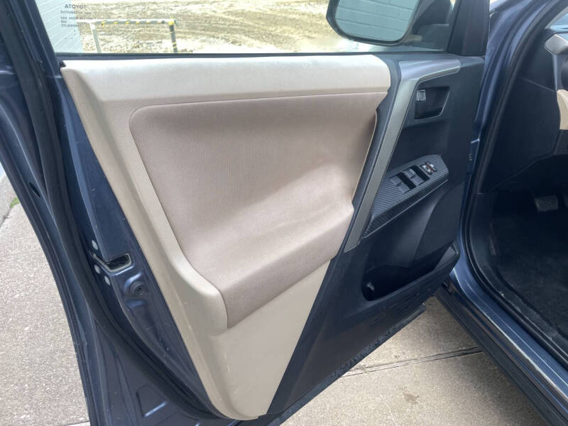 2013 Toyota RAV4 LE