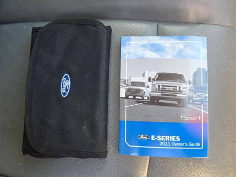 2011 Ford E-Series E-350 SD