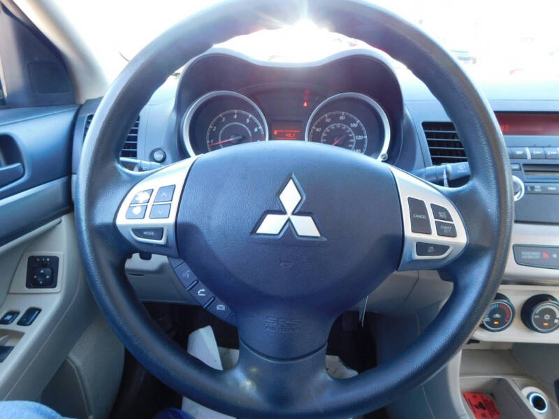 2013 Mitsubishi Lancer ES