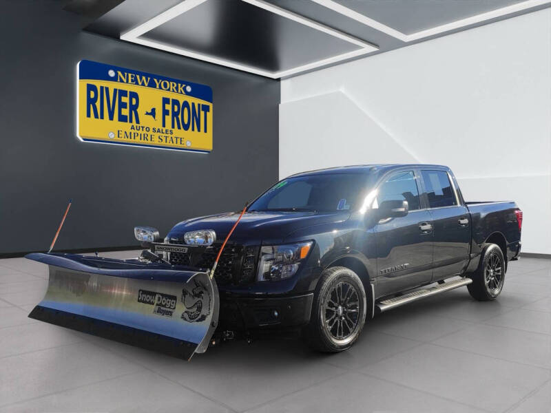 2019 Nissan Titan SV