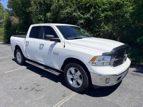 2015 RAM 1500 SLT