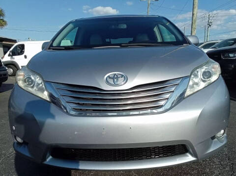 2011 Toyota Sienna Limited 7-Passenger