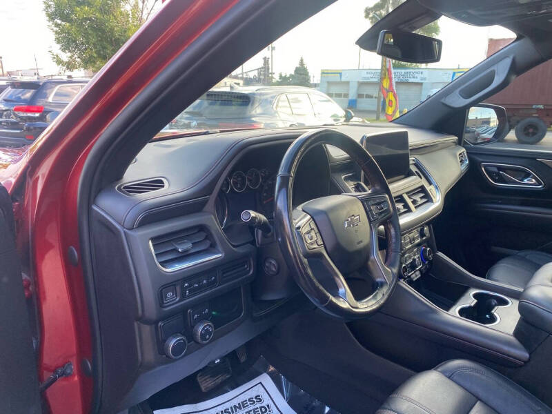 2021 Chevrolet Suburban RST