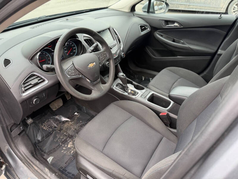 2018 Chevrolet Cruze LT Auto