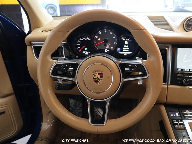 2016 Porsche Macan S