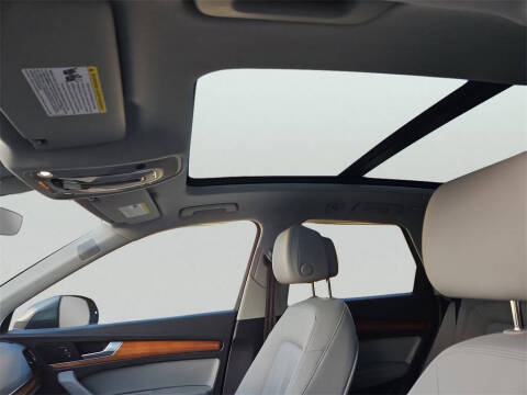 2022 Audi Q5 quattro S line Prem Plus 45 TFSI