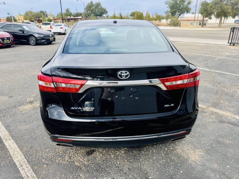 2016 Toyota Avalon XLE