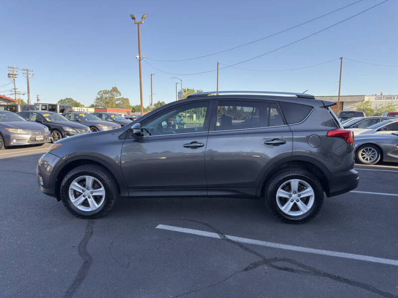 2013 Toyota RAV4 XLE