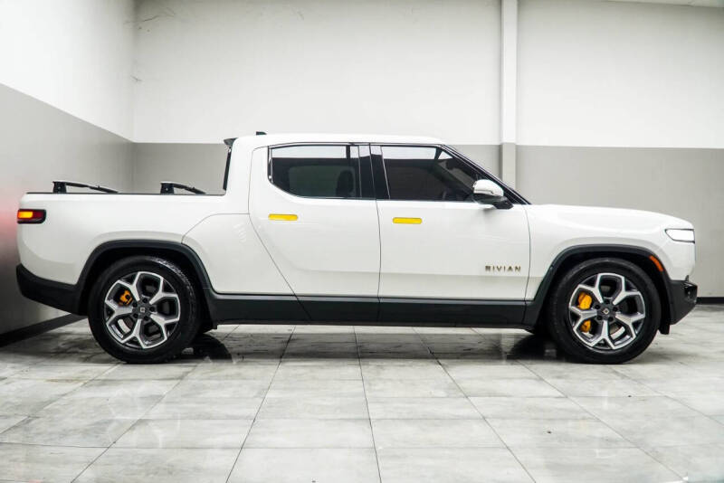 2022 Rivian R1T Adventure