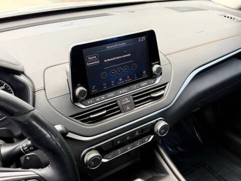 2019 Nissan Altima 2.5 SR