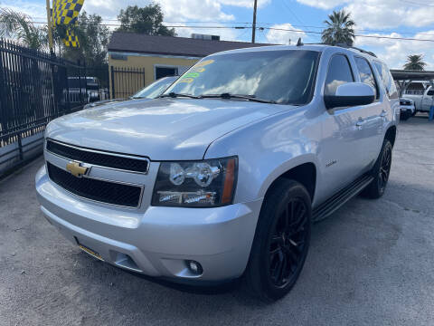 2013 Chevrolet Tahoe for sale at JR'S AUTO SALES in Pacoima CA