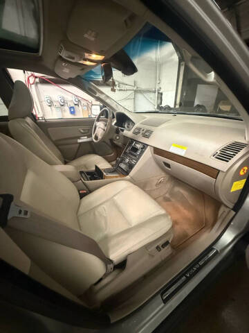 2005 Volvo XC90 2.5T