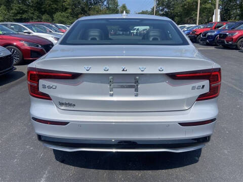 2025 Volvo S60 B5 Core