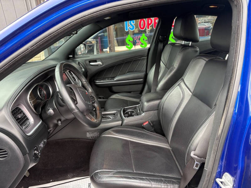 2019 Dodge Charger SXT