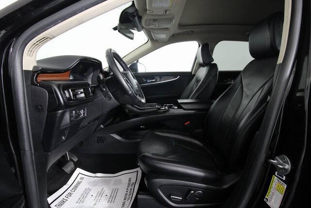 2021 Lincoln Nautilus Reserve