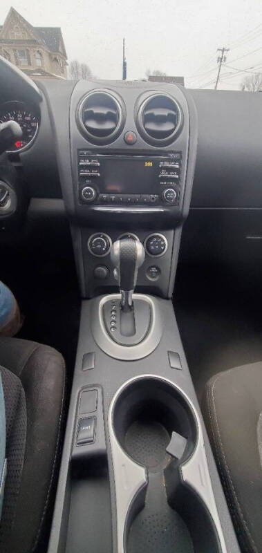 2013 Nissan Rogue SV