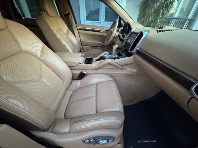 2013 Porsche Cayenne Tiptronic