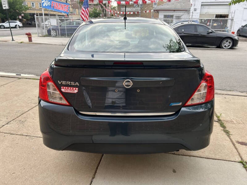 2015 Nissan Versa 1.6 SV