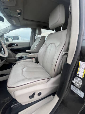 2017 Chrysler Pacifica Limited