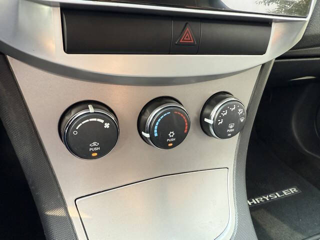 2009 Chrysler Sebring LX