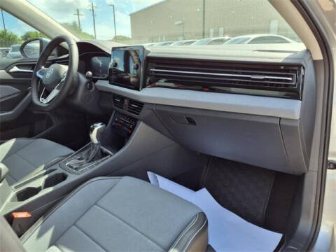 2025 Volkswagen Jetta SE